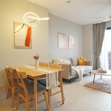 Lumi Tropicana By Lilyandloft Petaling Jaya Luaran gambar