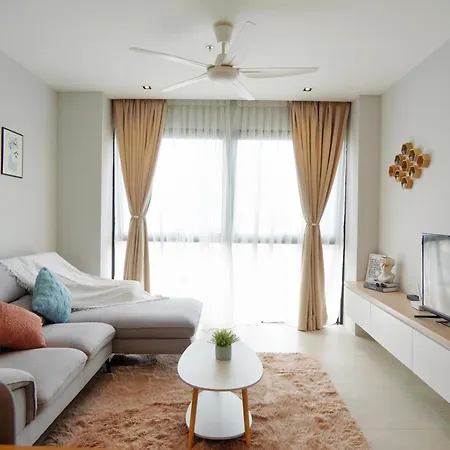 Lumi Tropicana By Lilyandloft Petaling Jaya Luaran gambar