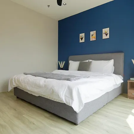 Lumi Tropicana By Lilyandloft Petaling Jaya Luaran gambar